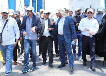 بازدید میدانی سرمایه‌گذاران قطری‌ از بندر دیر/ مقام بندری قطر: بندر دیر دروازه اصلی تجارت بین ایران و قطر است