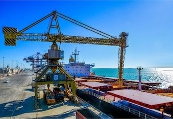 73 میلیون تن کالا در بنادر ایران تخلیه و بارگیری شده است