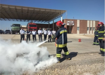دوره آموزش اطفاء حریق برای توانمند سازی مامورین یگان حفاظت بندر اروندکنار