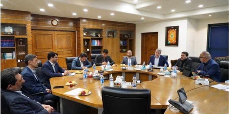 بررسی وضعیت ۶ قرارداد بزرگ سرمایه‌ گذاری بنیاد مستضعفان در بنادر کشور