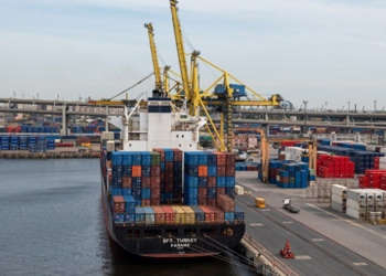 راه‌اندازی خط کشتیرانی کانتینری بین چین و روسیه توسط ترکیه