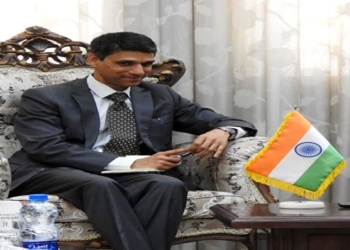 سفیر هند خواستار تشکیل کارگروه ویژه سرمایه گذاری در بندرعباس شد