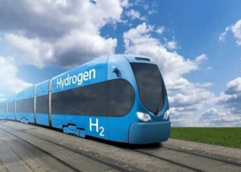 آزمایش نخستین قطار هیدروژنی خاورمیانه در عربستان