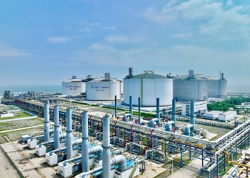 راه‌اندازی بزرگترین مخزن ذخیره گاز LNG جهان در چین