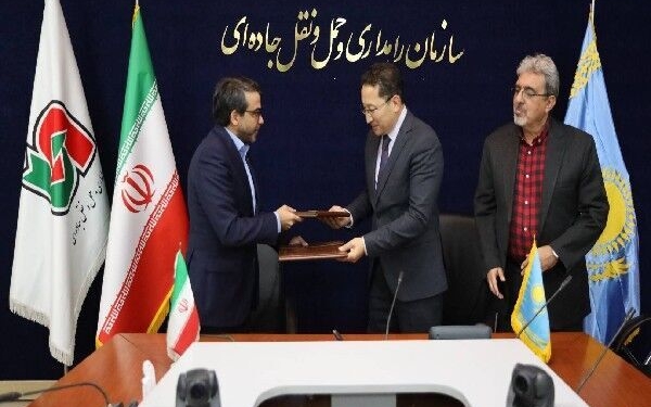 صورتجلسه کمیته مشترک حمل و نقل بین‌المللی جاده‌ای ایران و قزاقزستان امضا شد