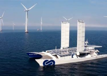 مجلل ترین قایقی که سوخت هیدروژنی خود را از آب دریا می سازد!