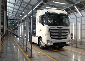 کاهش چشمگیر تولید و واردات خودروهای تجاری