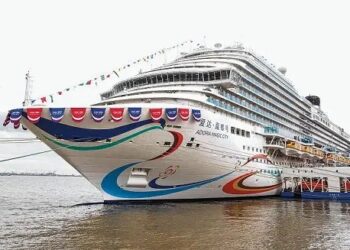 حرکت نخستین کشتی کروز ساخت چین از شانگهای