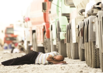 غربت رانندگان، غفلت مسئولان - ترابران