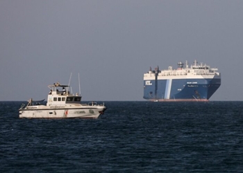 کشتی‌ها همچنان از دریای سرخ دوری می‌کنند