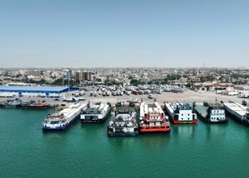 ترابری ایمن بیش از 640 هزار مسافر در بنادر غرب هرمزگان