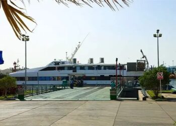 تردد ۲ فروند کروز در مسیر کیش – چابهار