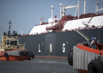 کاهش شدید صادرات نفت و LNG از کانال سوئز