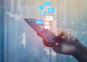 خطرات استفاده طولانی‌مدت دریانوردان از دستگاه‌های دیجیتالی