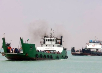 نجات یک شناور لندینگ کرافت