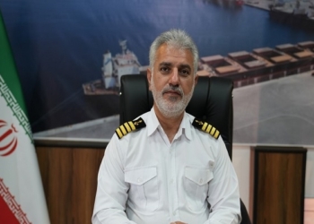 ارائه خدمات گردشگری دریایی به بیش از ۱۱۰ هزار مسافر نوروزی در سواحل مکران/ استقبال بی نظیر گردشگران از تفریحات دریایی در بندر چابهار