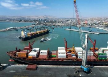 اعتصاب یک روزه کارگران بنادر شیلی در اعتراض به تعدیل نیرو