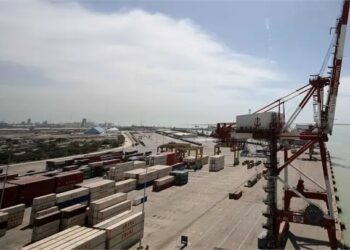 تخلیه و بارگیری ۱۵۸ میلیون تن کالا در بنادر کشور