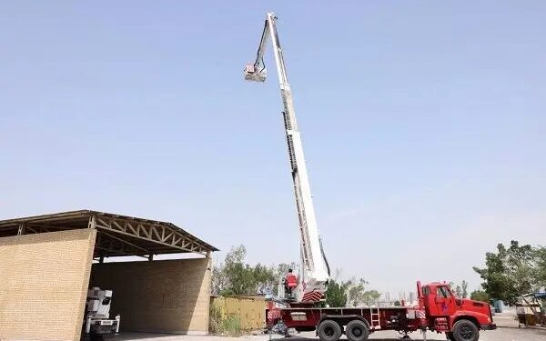 بالابر ۳۲ متری در بندر امام خمینی پس از ۴ سال به چرخه بهره برداری بازگشت