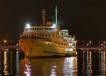 حرکت به سوی آینده؛ لزوم ورود هوش مصنوعی به صنعت حمل و نقل دریایی ایران