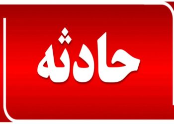 آتش سوزی ۳ لنج چوبی در بندر آبادان