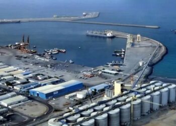 فیلم| 2000 کیلومتر خط ریلی در کف اقیانوس از امارات تا هند