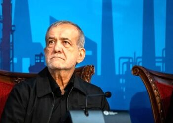 پزشکیان: باید تولید را به دریا نزدیک کنیم