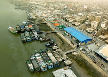 مشاور وزیر راه و شهرسازی: بندر آبادان شرایط تردد مسافری به کشور عراق را دارد