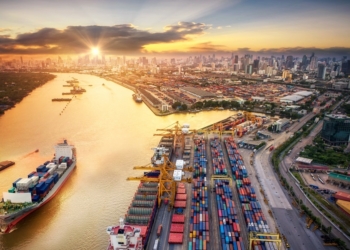 جابه‌جایی ۱۳۲ میلیون teu کانتینر در بنادر چینی طی ۵ ماه