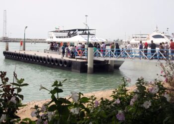 جزئیات راه اندازی خط دریایی قشم به لارک