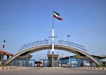 کسب رتبه برتر اداره کل بنادر و دریانوردی استان مازندران در شاخص تحقق شعار سال ۱۴۰۲