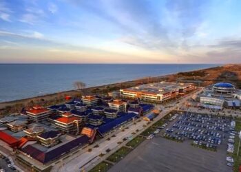 الزام تدوین اقتصاد دریامحور متناسب با زیست بوم گیلان