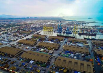 امضا دو قرارداد سرمایه گذاری بنادر هرمزگان در چهارماهه امسال