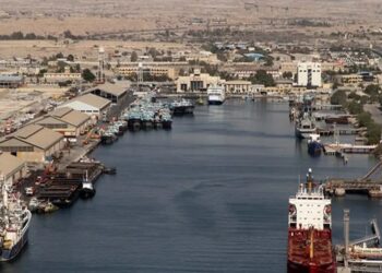 تخلیه و بارگیری کالا در بندر جاسک ۱۶ درصد افزایش یافت