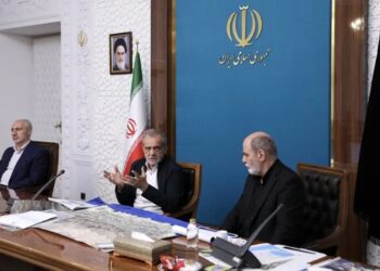 دستور پزشکیان بر ضرورت به‌ کارگیری به‌ روزترین فناوری‌ ها در توسعه مکران