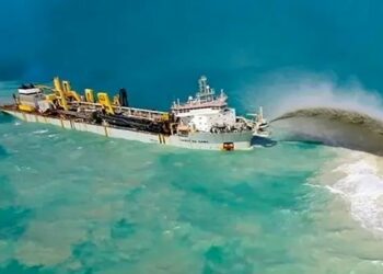 لایروبی دهانه ورودی بندر نکا در دستور کار بندر امیرآباد