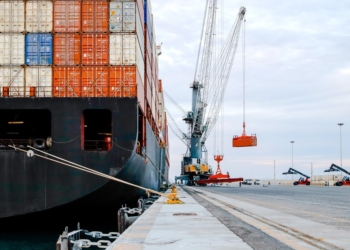 لزوم نظارت بر اجرای برنامه جامع توسعه اقتصاد دریامحور