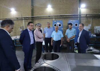 بازدید رییس صندوق توسعه صنایع دریایی وزارت صنعت از صنایع دریایی مشهد