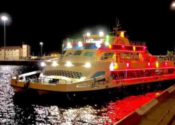 معرفی دو مورد از بهترین کشتی تفریحی کیش