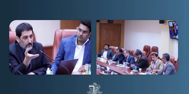 نشست عارضه یابی مشکلات و موانع توسعه ترانزیت/ بررسی چالش توسعه حمل و نقل چندوجهی و ترانزیت خارجی