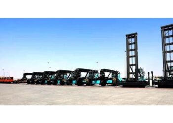 ۹ دستگاه ماشین آلات جدید به ناوگان تجهیزاتی بندر خرمشهر اضافه شد