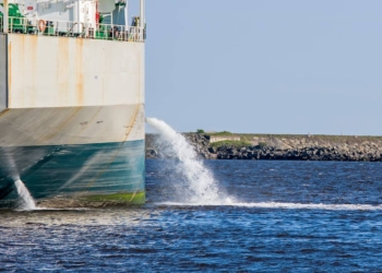 تأسیس پایگاه اطلاع رسانی برای مدیریت آب توازن نفتکش‌ها