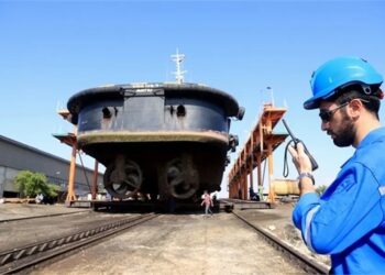 تعمیرگاه تجهیزات دریایی بندر شهید رجایی؛ تضمین عملکرد بهینه بنادر