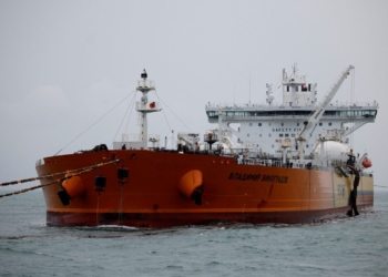 انعقاد بزرگترین قرارداد فروش نفت روسیه به هند به ارزش ۱۳ میلیارد دلار در سال