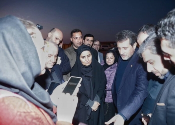 بازدید وزیر راه و شهرسازی از روند تکمیل اسکله رو-رو ریلی بندر امیرآباد/ بهره برداری از اسکله رو-رو ریلی تا سال آینده