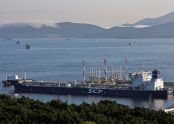 تحریم ۵۲ نفتکش روسیه توسط اتحادیه اروپا