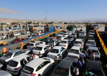 ترابری ایمن بیش از 529 هزار مسافر دریایی، گردشگران داخلی و بین المللی/ پهلوگیری بیش از 23 هزار فروند شناور/ نجات جان 67 نفر در آب های حوزه ی استحفاظی غرب استان هرمزگان