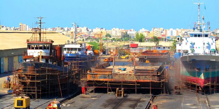 تکمیل زنجیره تامین در صنعت دریایی/ ساخت شناور با محوریت بخش خصوصی