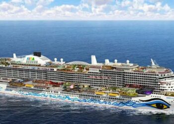 ساخت کشتی ۳۳۷ متری LNG AIDcosma در بزرگترین اسکله خشک سرپوشیده جهان!​