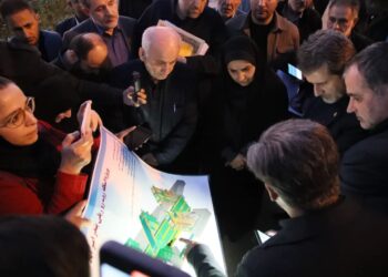 بازدید وزیر راه از اسکله امیرآباد